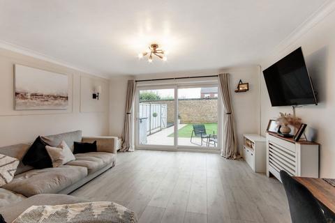 3 bedroom end of terrace house for sale, Winters Croft,Gravesend,Kent,DA12 5EB