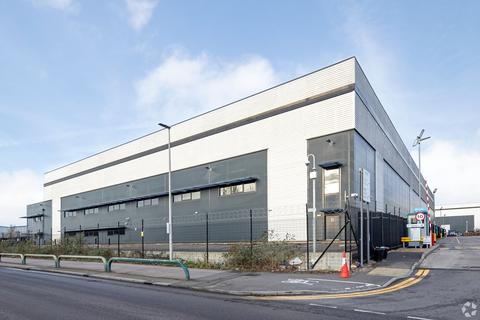 Warehouse to rent, Crabtree Manorway N Belvedere DA17 6AS