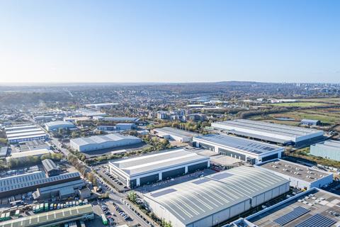 Warehouse to rent, Crabtree Manorway N Belvedere DA17 6AS