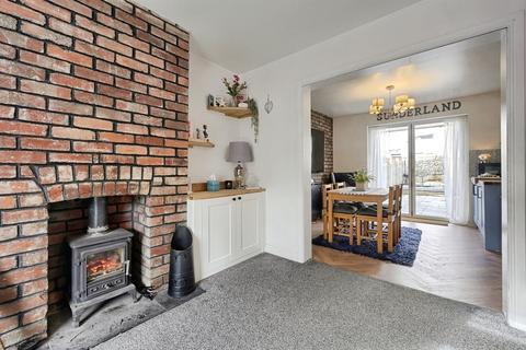 3 bedroom semi-detached house for sale, Forest Avenue, Halifax