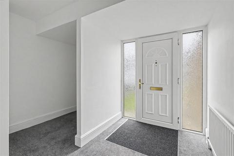 4 bedroom semi-detached house for sale, Monks Walk, Buntingford