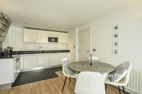 2 bedroom flat to rent, Argyll Road London SE18