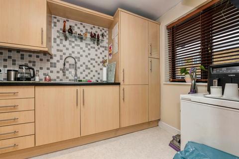 2 bedroom apartment for sale, Queensway, HEMEL HEMPSTEAD