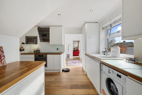 undefined, Mead Way, Bromley BR2