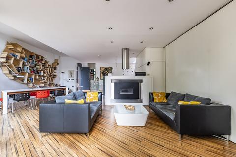 undefined, Dawlish Avenue London SW18
