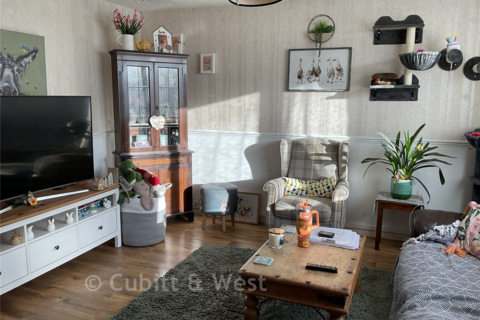 3 bedroom terraced house for sale, Hipley Road, Havant, Hampshire
