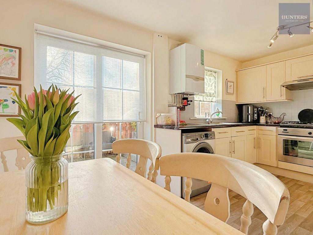Kitchen diner