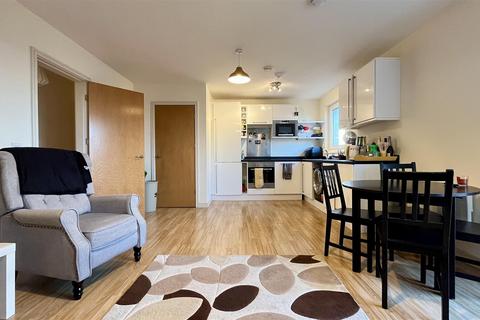 undefined, St. James Road, Sutton SM1