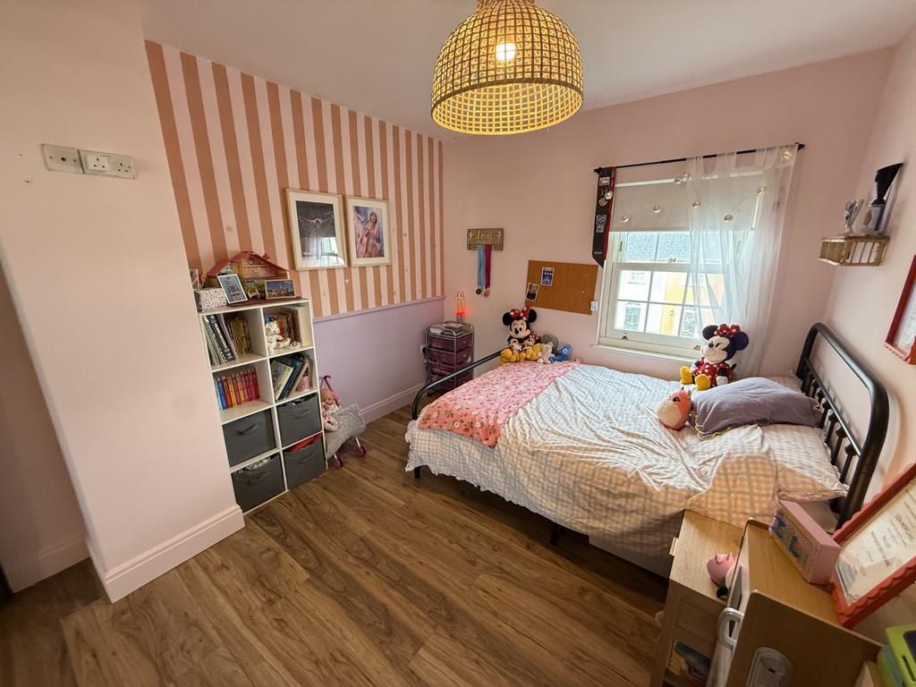 Front Double Bedroom 1