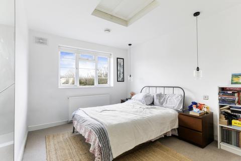 undefined, Morden Hall Road, Morden SM4