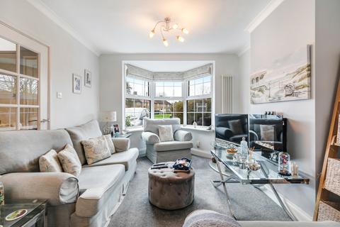undefined, Evesham Green, Morden SM4