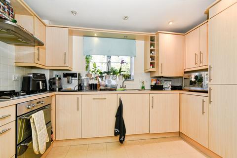 undefined, Chastleton Road, Swindon