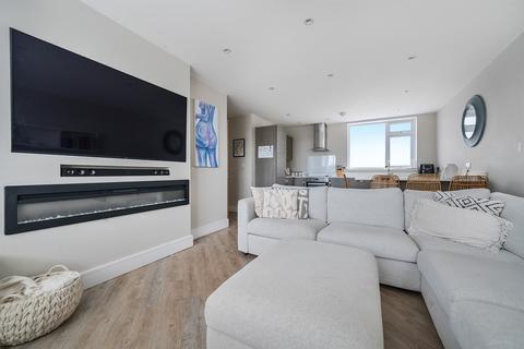 2 bedroom flat for sale, London Road, Enfield
