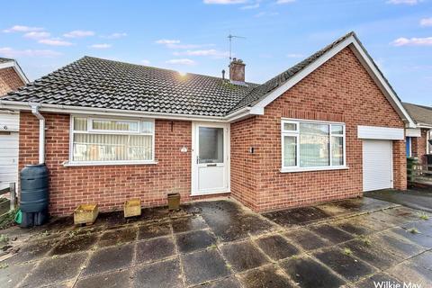 2 bedroom detached bungalow for sale, Long Lakes, Taunton TA4