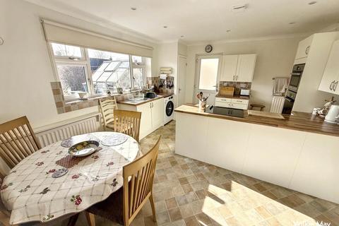 2 bedroom detached bungalow for sale, Long Lakes, Taunton TA4