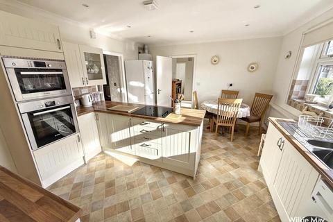 2 bedroom detached bungalow for sale, Long Lakes, Taunton TA4