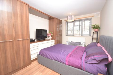 2 bedroom apartment for sale, Iveson Drive, Leeds, West Yorkshire