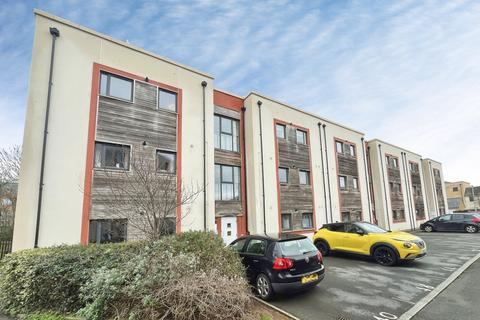 Newfoundland Way, Bristol BS20