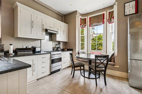 2 bedroom apartment for sale, Nightingale Lane, London, SW12