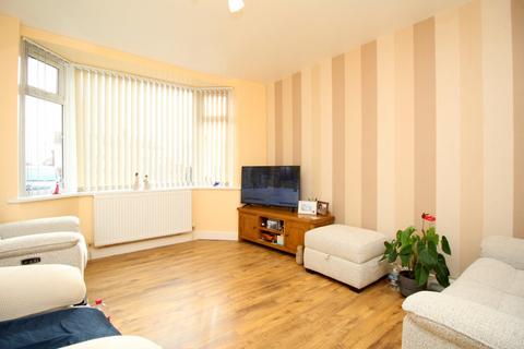 2 bedroom bungalow for sale, Rhyl Coast Road, Denbighshire LL18