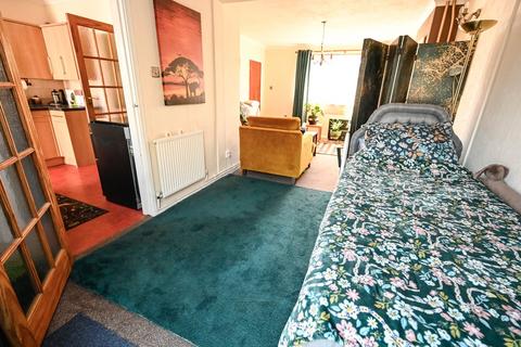 3 bedroom semi-detached house for sale, Belben Road, Poole, BH12