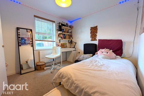 undefined, Worcester Court, Fleet