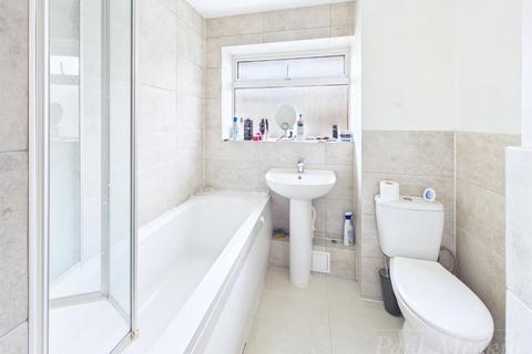 2 bedroom flat for sale, Lodge Lane, New Addington, Croydon