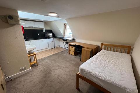 1 bedroom in a house share to rent, Dorset Gardens, Brighton