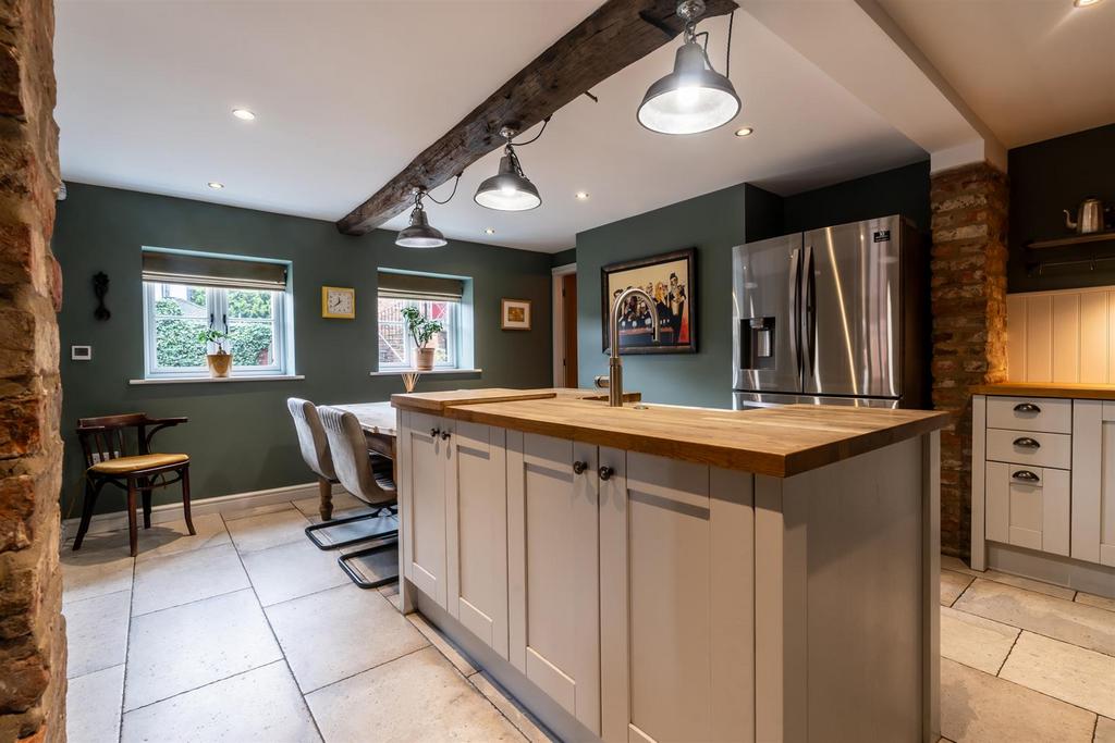 Breakfast Kitchen