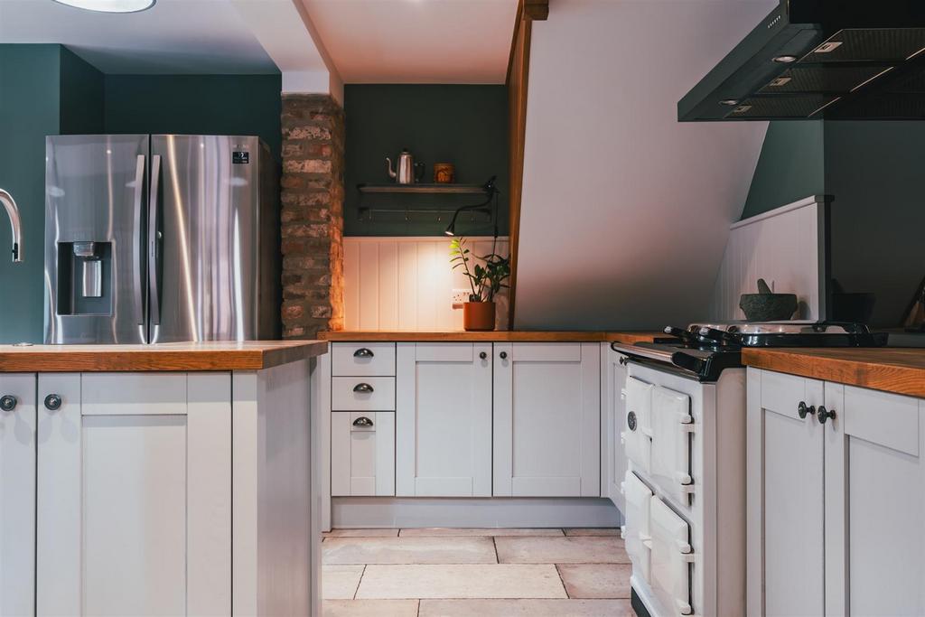 Breakfast Kitchen