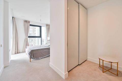 2 bedroom flat to rent, Hewson Way, Elephant and Castle, London, SE17
