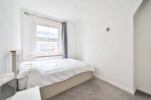 1 bedroom flat to rent, Preston Close, Elephant and Castle, London, SE1