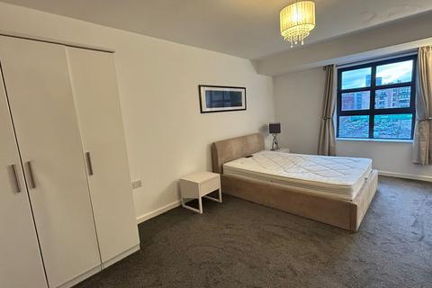 3 bedroom apartment to rent, at Nationwide, 8, Junction House, 16, Jutland Street M1
