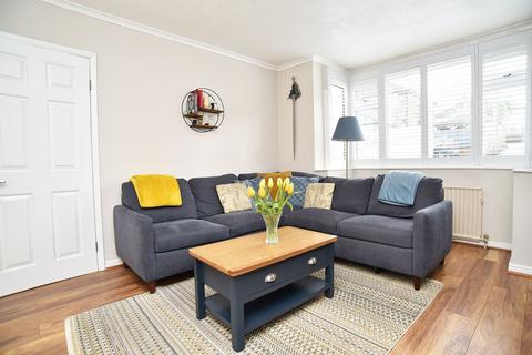 4 bedroom semi-detached house for sale, St. Margarets Garth, Knaresborough