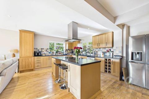 4 bedroom semi-detached house for sale, South End, Buckingham MK18