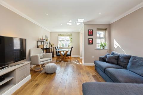 3 bedroom terraced house for sale, Jubilee Gardens, Tring, HP23