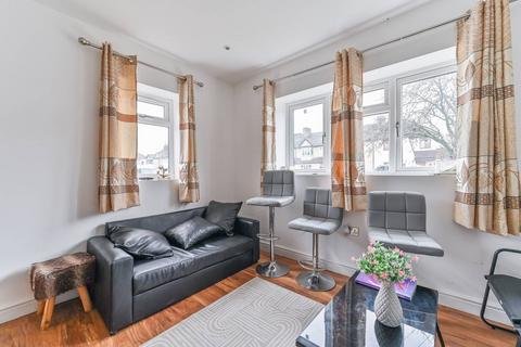 3 bedroom end of terrace house for sale, Franklin Crescent, Mitcham, CR4