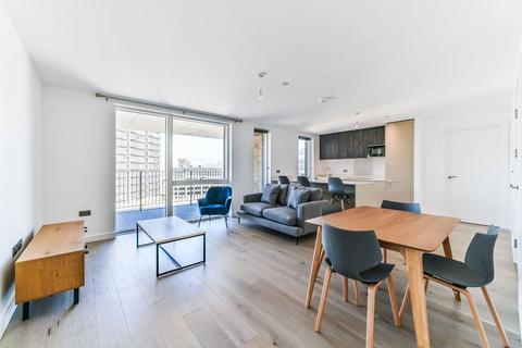 3 bedroom flat to rent, Boulevard Point, Croydon, CR0