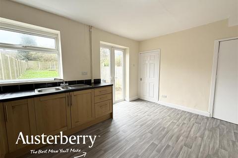 2 bedroom townhouse for sale, St. Bernards Road, Newcastle ST5