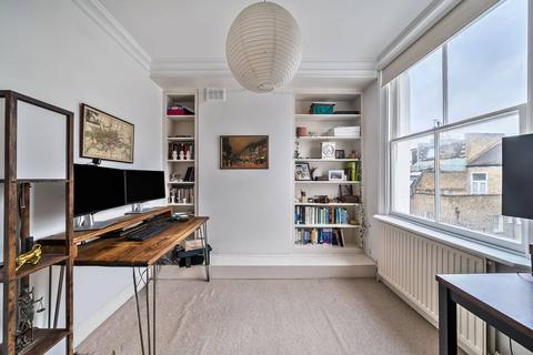 2 bedroom flat for sale, Epirus Road, Fulham, London, SW6