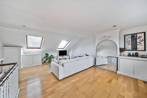 2 bedroom flat for sale, Epirus Road, Fulham, London, SW6