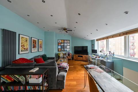 2 bedroom flat for sale, Wapping High Street, Wapping, London, E1W