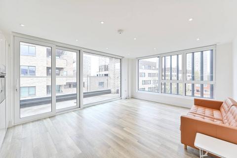 2 bedroom flat to rent, Butler Court, Battersea, London, SW11