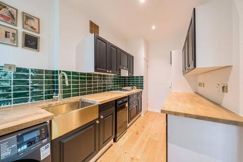 1 bedroom flat to rent, North Drive, Streatham Park, London, SW16