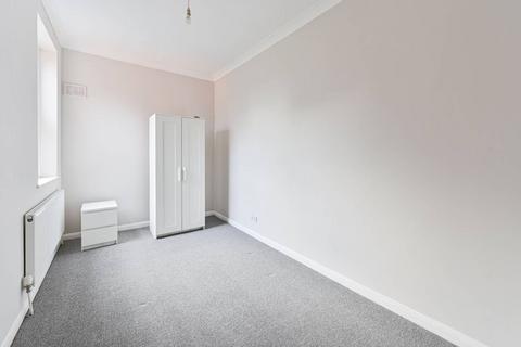 Hopton Road, Streatham, London, SW16