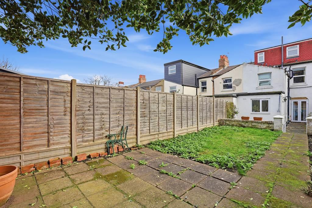 06-6833 JHProp Wpen - 25 Whateley Road - 16-small.jp