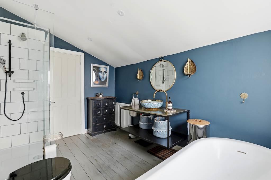 10-48c5 JHProp Wpen - 25 Whateley Road - 28-small.jp