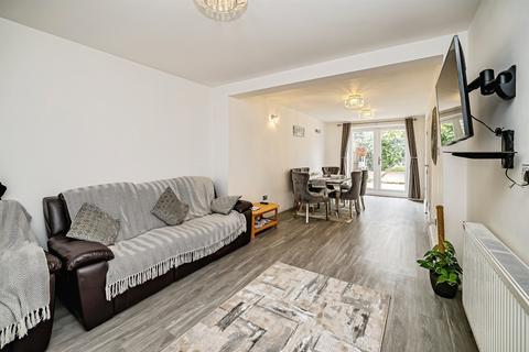 3 bedroom semi-detached house for sale, Fleet Street, Aylesbury