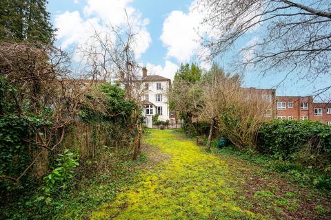 undefined, Harvey Road, Guildford, GU1