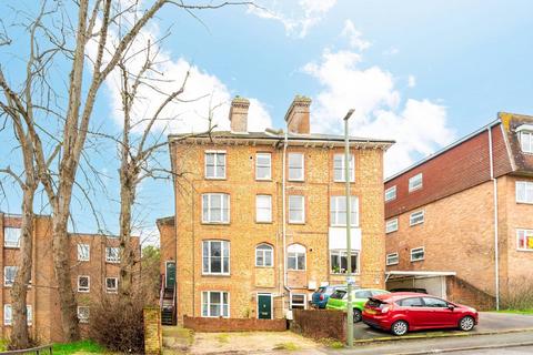undefined, Harvey Road, Guildford, GU1